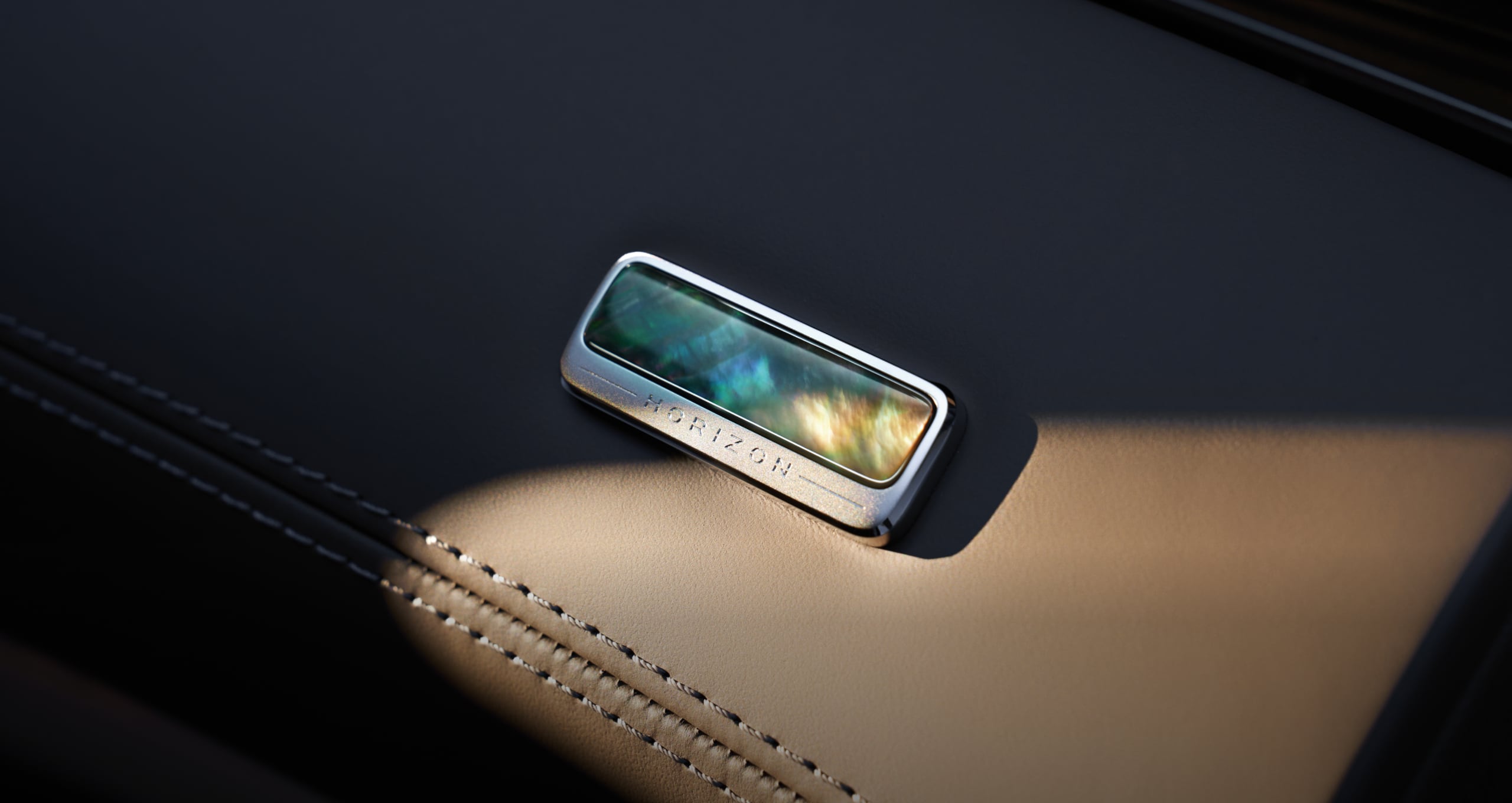 Exclusive Rhodium Emblem Exclusive Rhodium Emblem_NIO ET9-NIO