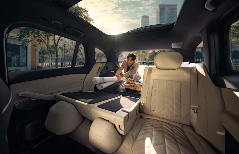 Versatile Trunk Versatile Trunk