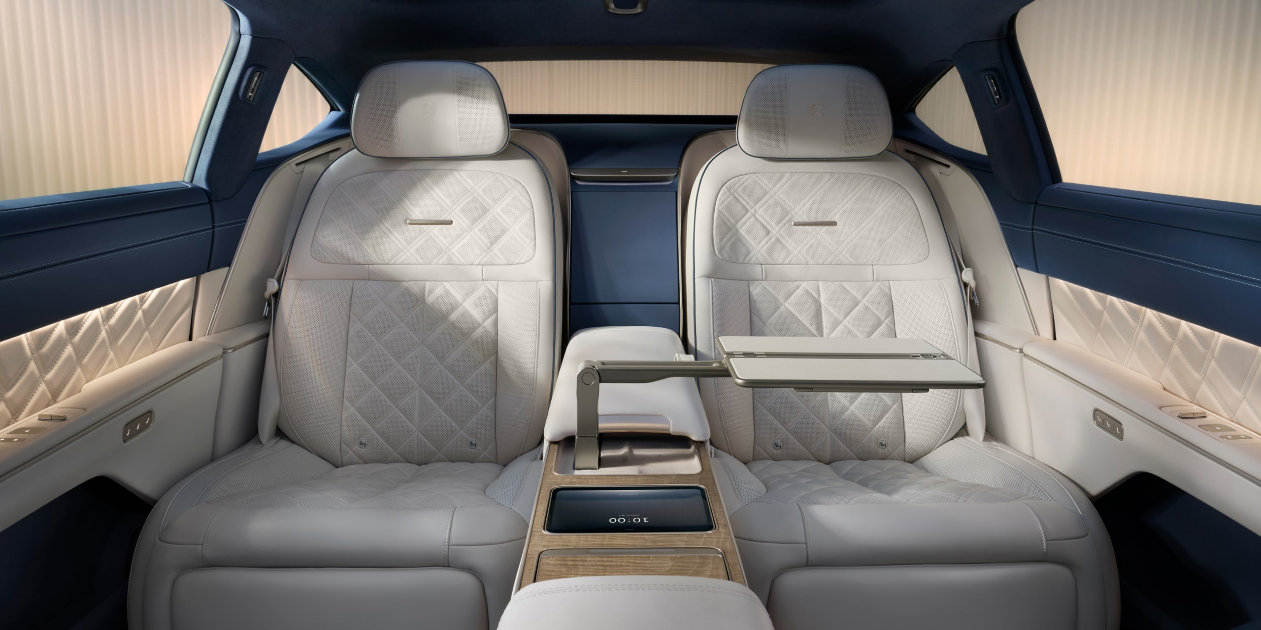 Versatile Executive Table Versatile Executive Table