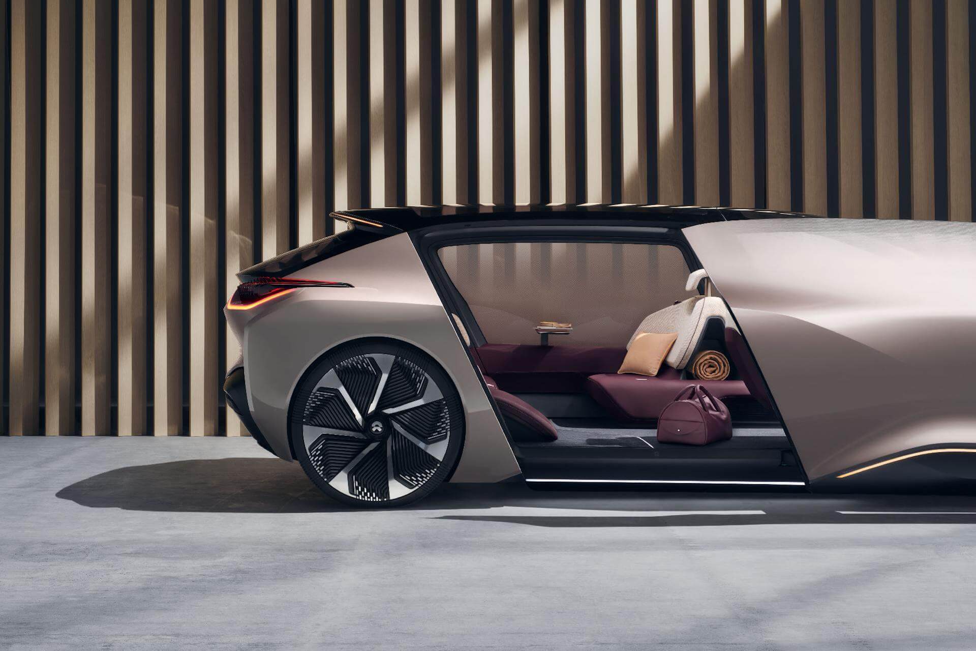 EVE Exterior Profile EVE Exterior Profile